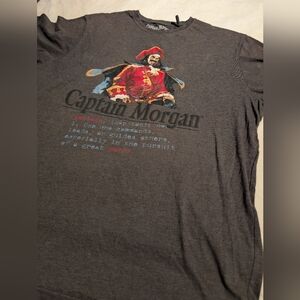 Gray Captain Morgan Graphic T-Shirt. XLT